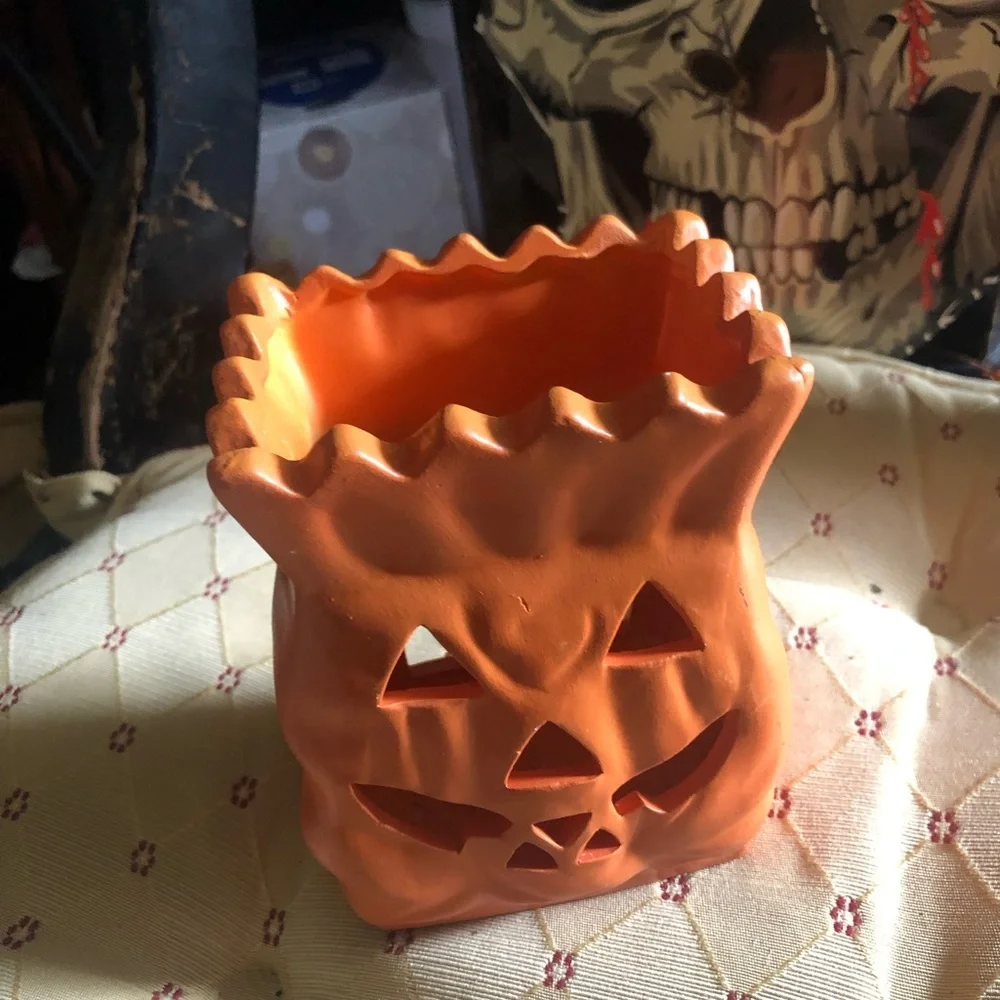 Jack-O-Lantern Luminaire Tea-light Holder